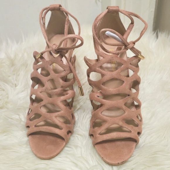 BCBGeneration Shoes - BCBGeneration Strappy High-Heels Sandals Size 5.5B.🌴